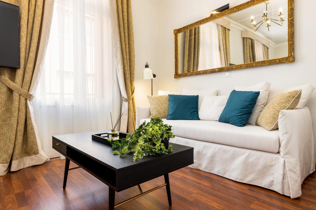 Asty Luxury Apartments アテネ エクステリア 写真